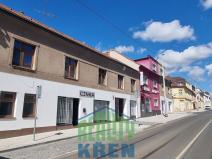 Prodej vícegeneračního domu, Praha - Kobylisy, Klapkova, 800 m2