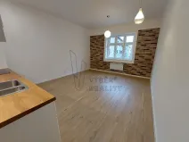 Prodej bytu 1+kk, Praha - Strašnice, Nad Primaskou, 36 m2
