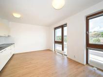 Pronájem bytu 1+kk, Praha - Liboc, Evropská, 33 m2