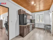 Prodej bytu 2+1, Hostinné, Náměstí, 70 m2