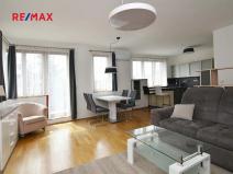 Pronájem bytu 2+kk, Praha - Vinohrady, Perucká, 73 m2
