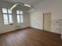 Pronájem kanceláře, Trutnov - Střední Předměstí, Národní, 172 m2
