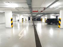 Pronájem garážového stání, Praha - Vysočany, Smržových, 18 m2