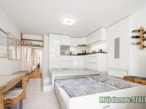 Pronájem bytu 1+kk, Praha - Karlín, U Mlýnského kanálu, 48 m2