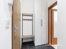 Pronájem bytu 1+kk, Praha - Černý Most, Rudolfa Holeky, 27 m2