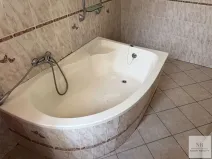 Prodej bytu 4+1, Karlovy Vary, Bulharská, 125 m2