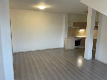 Prodej bytu 3+kk, Milovice, Slepá, 77 m2