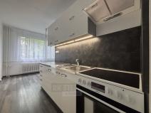 Pronájem bytu 2+1, Třeboň - Třeboň II, Vrchlického, 56 m2