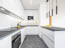 Prodej bytu 4+kk, Praha - Zličín, Sazovická, 141 m2