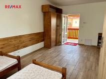 Pronájem bytu 1+kk, Libeř, 36 m2