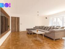 Pronájem bytu 4+1, Praha - Horní Počernice, Khodlova, 140 m2