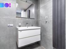 Pronájem bytu 4+1, Praha - Horní Počernice, Khodlova, 140 m2