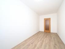Prodej bytu 3+1, Praha - Modřany, Botevova, 74 m2