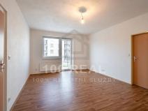 Pronájem bytu 2+1, Skřivany, Sloupenská, 56 m2