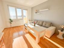 Prodej bytu 2+kk, Hluboká nad Vltavou, Nerudova, 42 m2