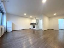 Pronájem bytu 1+kk, Praha - Libeň, U Rokytky, 48 m2