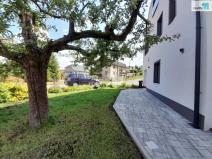 Pronájem bytu 3+kk, Dolní Radechová, Na Kruhovce, 63 m2