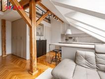 Pronájem bytu 1+kk, Praha - Malá Strana, Petřínská, 31 m2