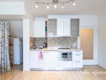 Pronájem bytu 2+kk, Praha - Vysočany, Skloněná, 44 m2