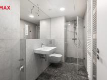 Prodej bytu 2+kk, Praha - Modřany, Československého exilu, 50 m2
