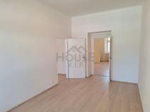 Prodej bytu 3+1, Praha - Holešovice, U Uranie, 60 m2