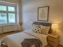 Prodej bytu 3+1, Praha - Holešovice, U Uranie, 60 m2