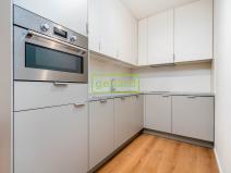 Prodej bytu 1+kk, Praha - Kobylisy, Pakoměřická, 30 m2
