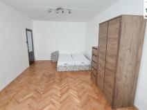 Pronájem bytu 1+1, Cheb, Šeříková, 40 m2