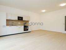 Pronájem bytu 1+kk, Praha, V třešňovce, 40 m2