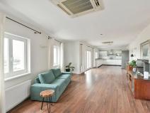 Prodej bytu 4+kk, Praha - Holešovice, Skalecká, 169 m2