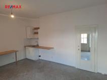 Pronájem obchodního prostoru, Praha - Střešovice, Na Malovance, 26 m2