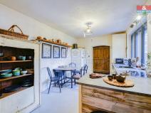 Prodej rodinného domu, Vroutek, Pod Věží, 249 m2
