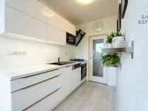 Prodej bytu 3+1, Uherské Hradiště, Štěpnická, 61 m2