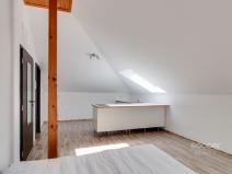 Pronájem bytu 1+kk, Praha - Horní Počernice, Mezihoří, 30 m2