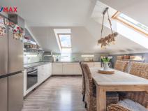 Prodej rodinného domu, Lom, Komenského, 300 m2