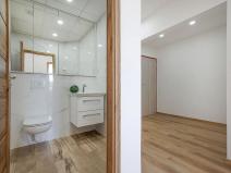 Prodej bytu 2+kk, Hluboká nad Vltavou, Nerudova, 48 m2