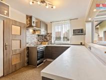 Prodej rodinného domu, Úžice, Školní, 170 m2