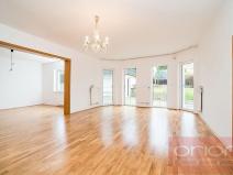 Pronájem rodinného domu, Praha - Nebušice, Ke strži, 400 m2