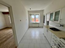 Prodej bytu 3+1, Hodonín, Pr. Veselého, 84 m2