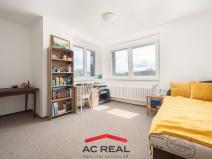Pronájem bytu 1+kk, Brno - Žebětín, Hostislavova, 29 m2