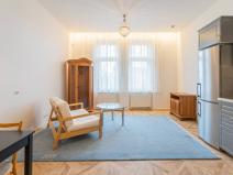 Pronájem bytu 2+kk, Praha - Nusle, náměstí Generála Kutlvašra, 58 m2