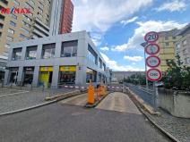 Pronájem garážového stání, Praha, Sluneční náměstí, 13 m2