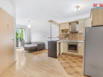 Prodej bytu 2+kk, Praha - Letňany, Chotěšovská, 53 m2