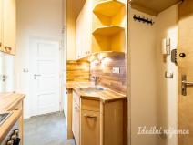 Pronájem bytu 1+kk, Praha - Vršovice, K louži, 31 m2