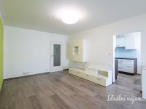 Pronájem bytu 3+1, Praha - Modřany, Botevova, 72 m2