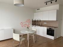 Pronájem bytu 1+kk, Praha - Modřany, Komořanská, 35 m2