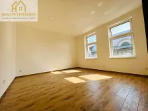 Pronájem bytu 3+kk, Hradec Králové, Habrmanova, 62 m2