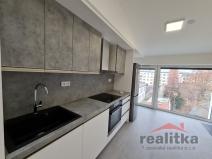 Pronájem bytu 2+kk, Opava - Město, náměstí Osvoboditelů, 42 m2