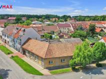 Prodej rodinného domu, Městec Králové, Míru, 142 m2