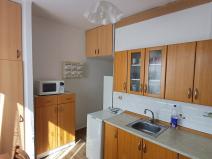 Pronájem bytu 1+1, Kralupy nad Vltavou - Lobeček, nám. Mládežníků, 39 m2